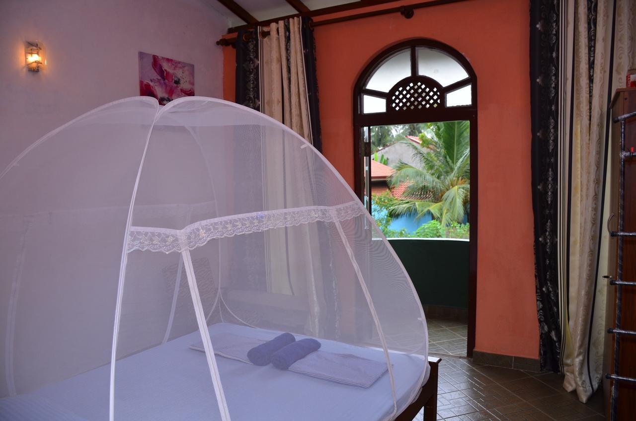 נגומבו Lilly Palace Villa Guest House מראה חיצוני תמונה